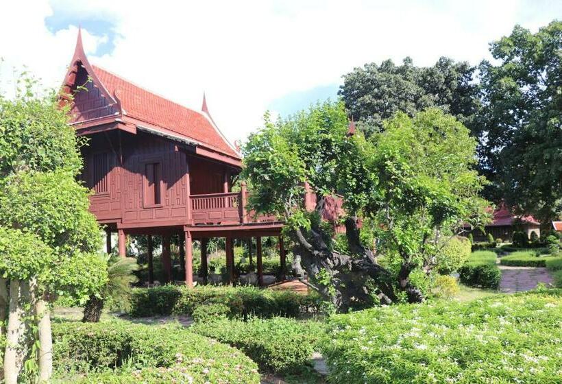 فندق บ้านไทยรีสอร์ท