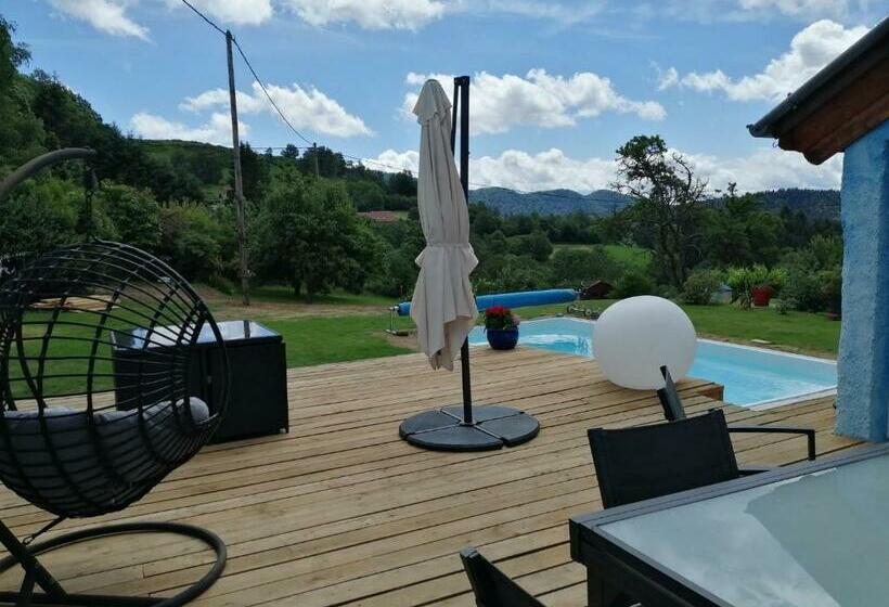 住宿加早餐  La Maison Bleue