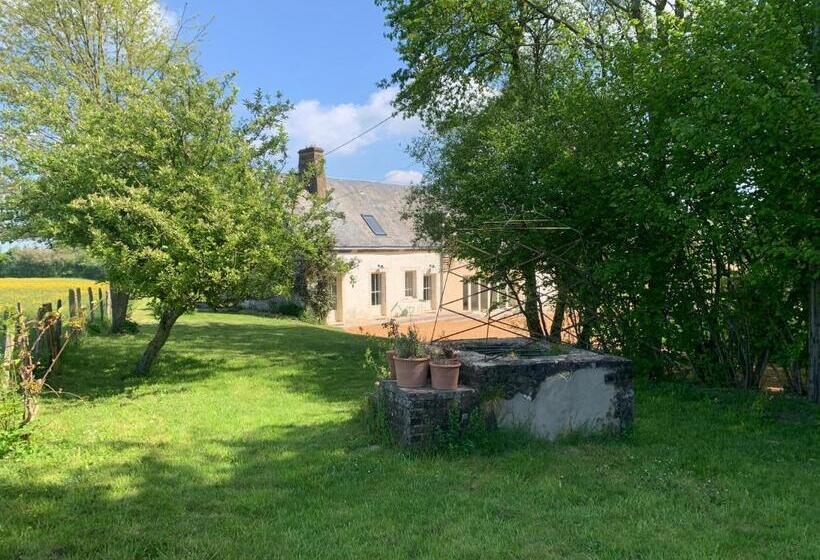 ベッドアンドブレックファースト La Maison Vivante, Chambres D Hotes Au Coeur Du Perche