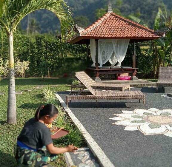 Bed and Breakfast Villa Markisa Pakisan