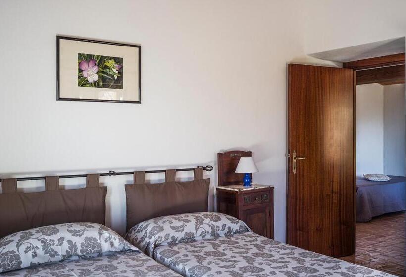 فندق Agriturismo Castelvecchio, Casa Vacanza Con Piscina A Fabriano