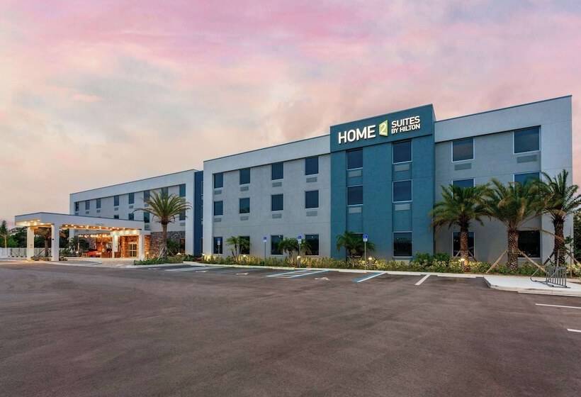 هتل Home2 Suites By Hilton Vero Beach I95