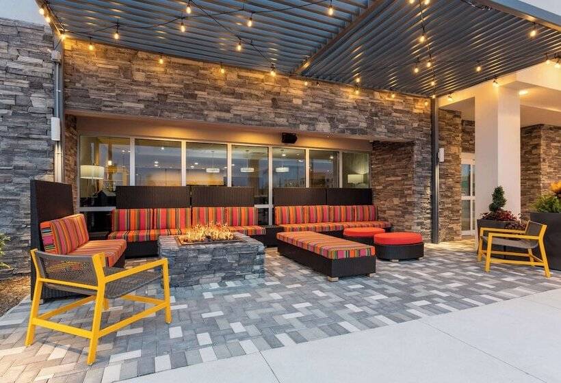 هتل Home2 Suites By Hilton Vero Beach I95