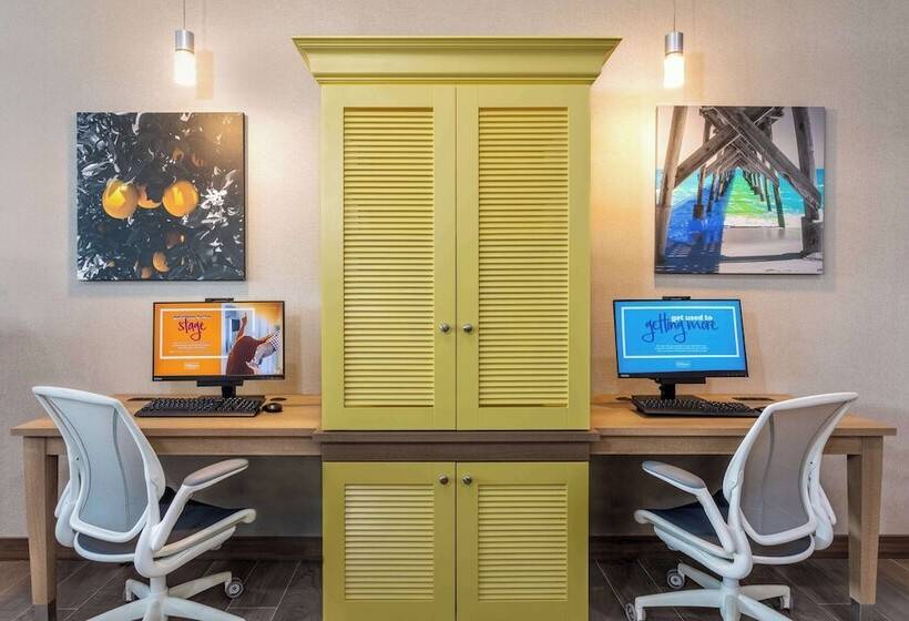 هتل Home2 Suites By Hilton Vero Beach I95