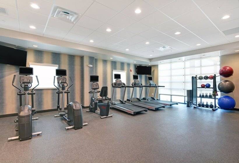 هتل Home2 Suites By Hilton Vero Beach I95