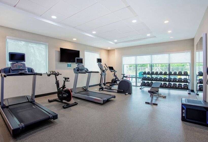 هتل Home2 Suites By Hilton Vero Beach I95