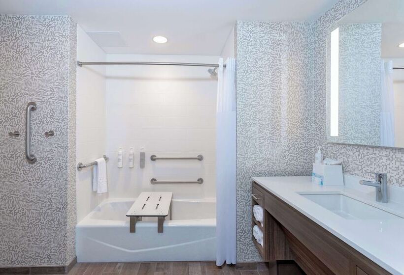 هتل Home2 Suites By Hilton Vero Beach I95