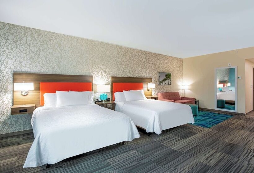 هتل Home2 Suites By Hilton Vero Beach I95