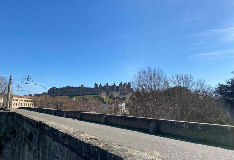 ベッドアンドブレックファースト La Rosela De La Cité