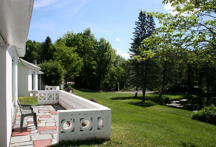 Chestnut Grove Resort