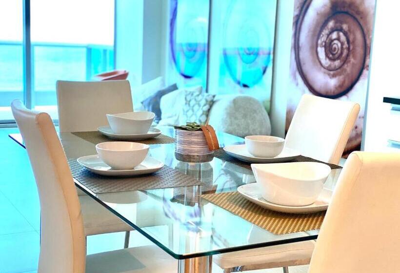 Monte Carlo Suites In Miami Beach