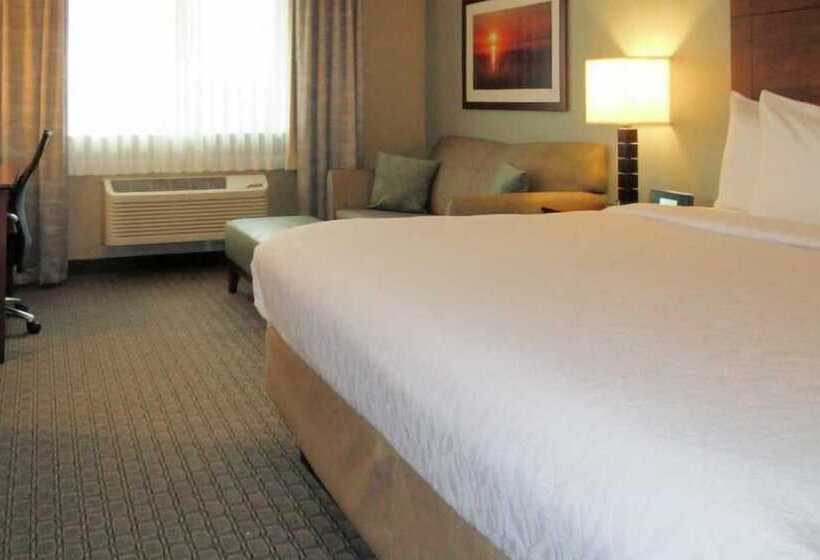 هتل Amerivu Inn And Suites  Chisago City