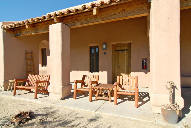 Отель Borrego Valley Inn