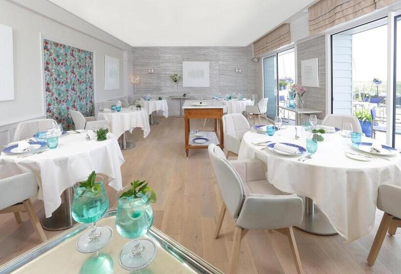 호텔 Castel Clara Thalasso & Spa