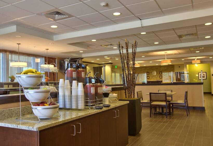 هتل Comfort Inn & Suites Dothan East