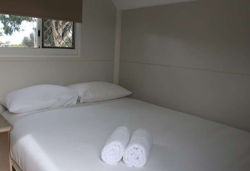Отель Discovery Parks Bunbury Village