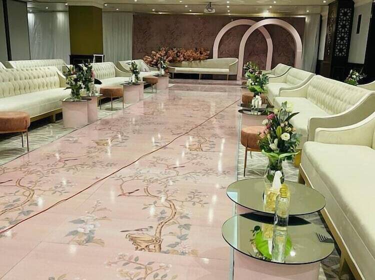 Fotos del hotel Golden Tulip Buraidah:  18