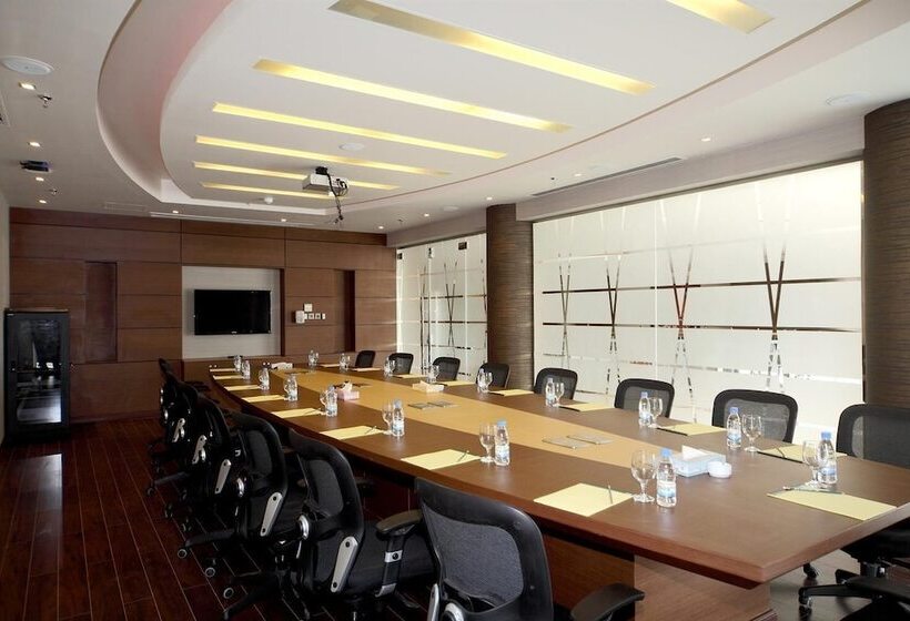 Fotos del hotel Golden Tulip Buraidah:  22