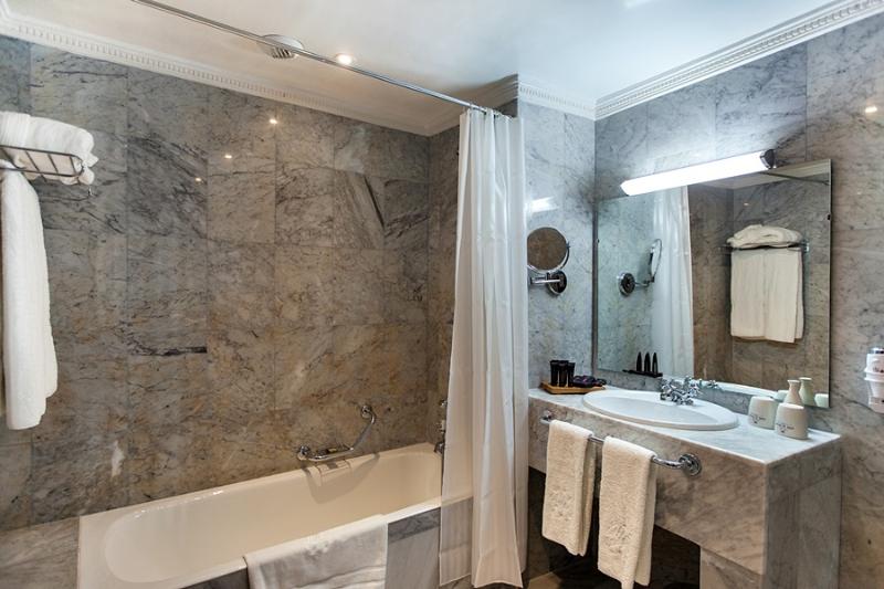 Fotos del hotel Grand  Villa De France:  8