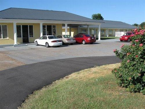 Hotel Stay Express Inn & Suites   Demopolis