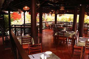 هتل Kingstork Beach Resort