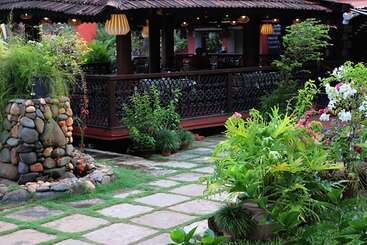 هتل Kingstork Beach Resort