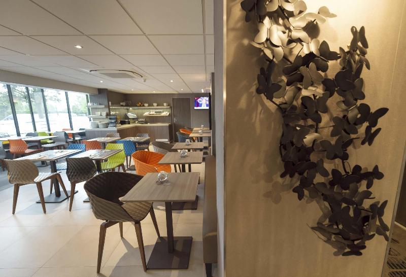 בית מלון כפרי Ibis Styles Saint Quentin