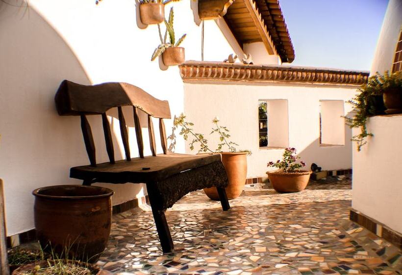 هتل La Casona