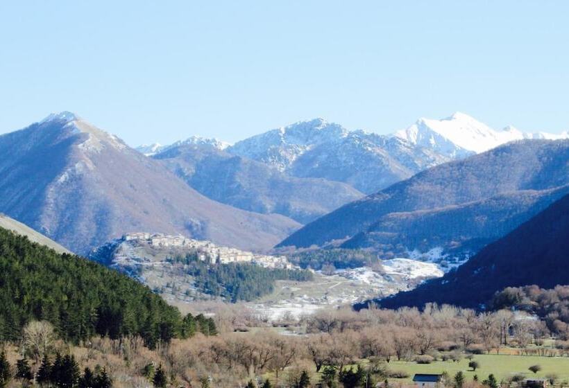 هتل Orso Bianco