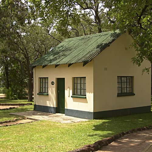 Hotel Victoria Falls Restcamp And Lodges