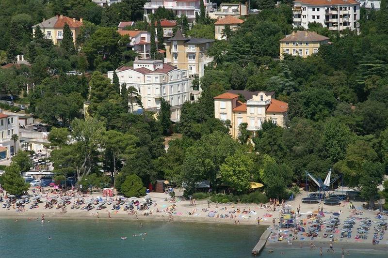 هتل Vila Ružica  Glavna Zgrada I Depandanse