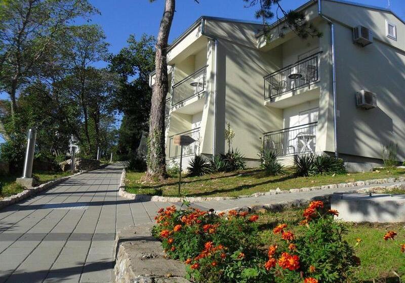 هتل Vila Ružica  Glavna Zgrada I Depandanse