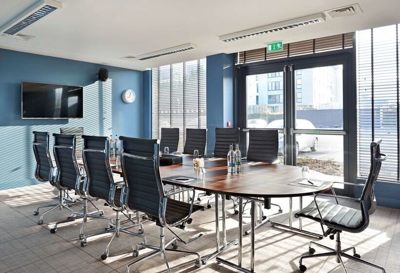 Fotos del hotel Village Hotel Edinburgh:  10