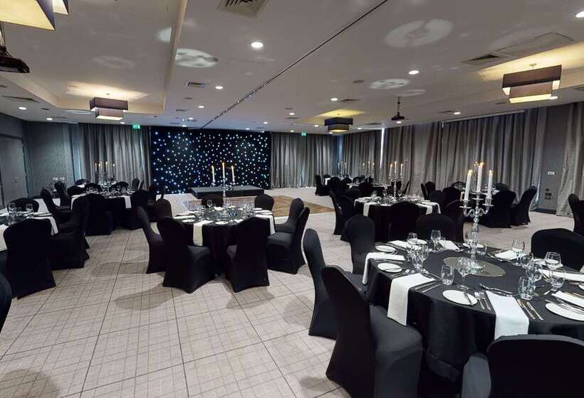 Fotos del hotel Village Hotel Edinburgh:  12