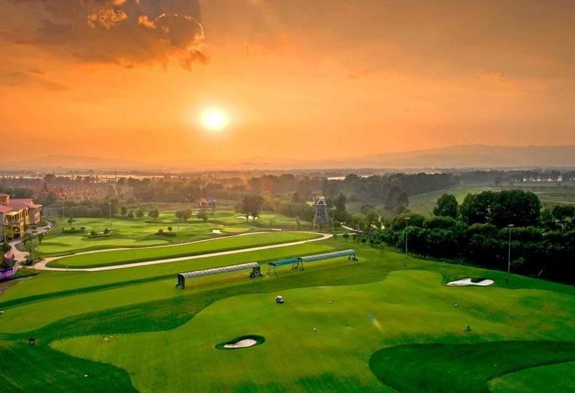 هتل Wyndham Kunming Resort