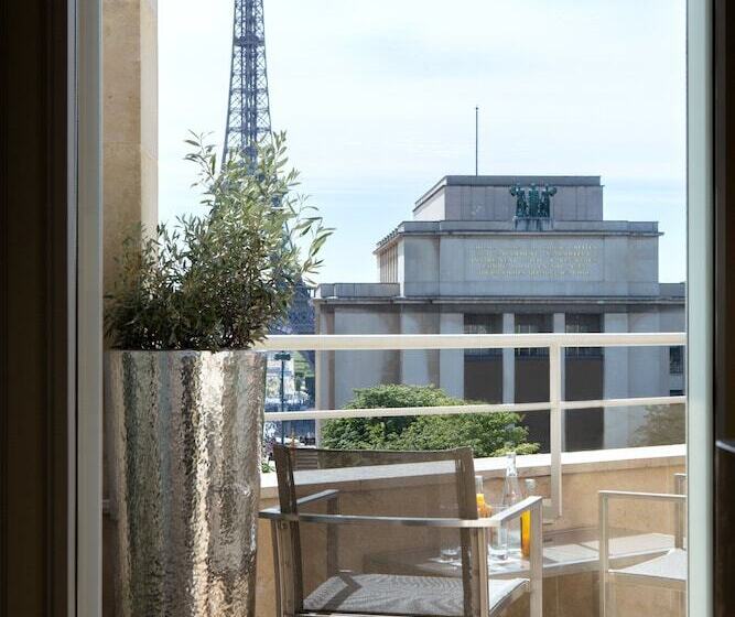 La Réserve Paris Hotel & Spa
