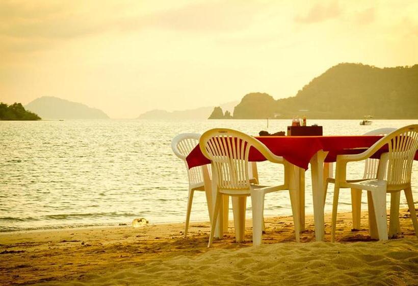 Maka Thanee Resort