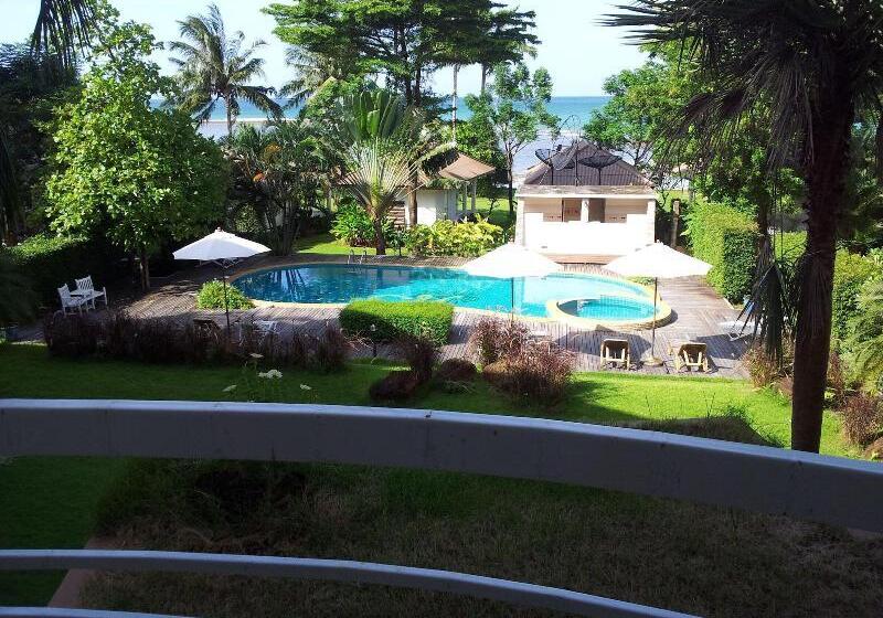 Maka Thanee Resort