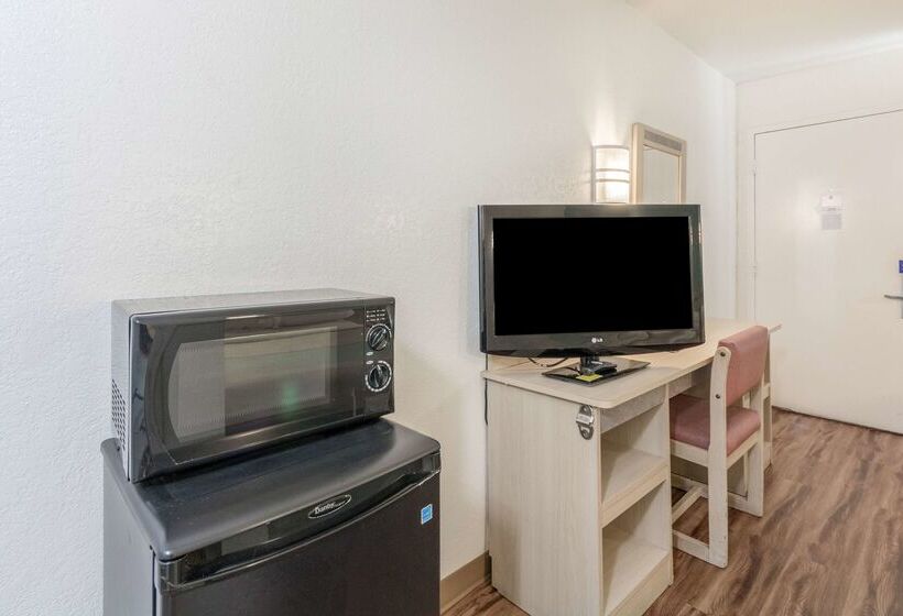 Motel 6del Rio, Tx