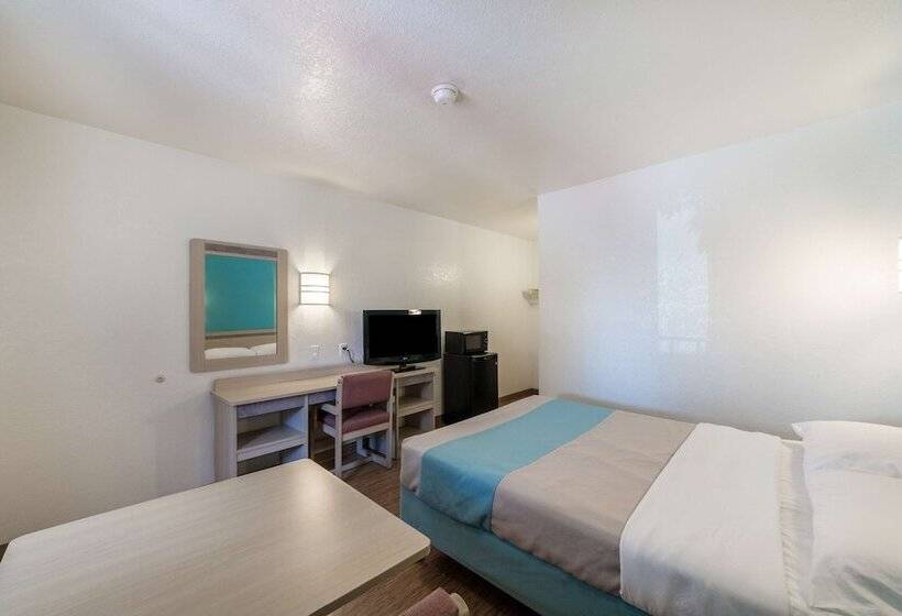 Motel 6del Rio, Tx