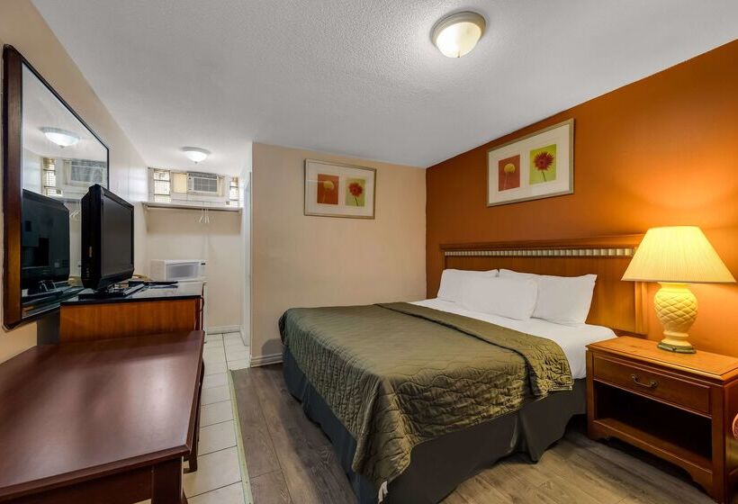 Motel Knights Inn  Burlington On