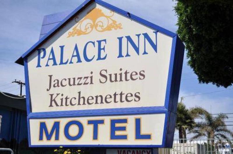 مُتل The Palace Inn