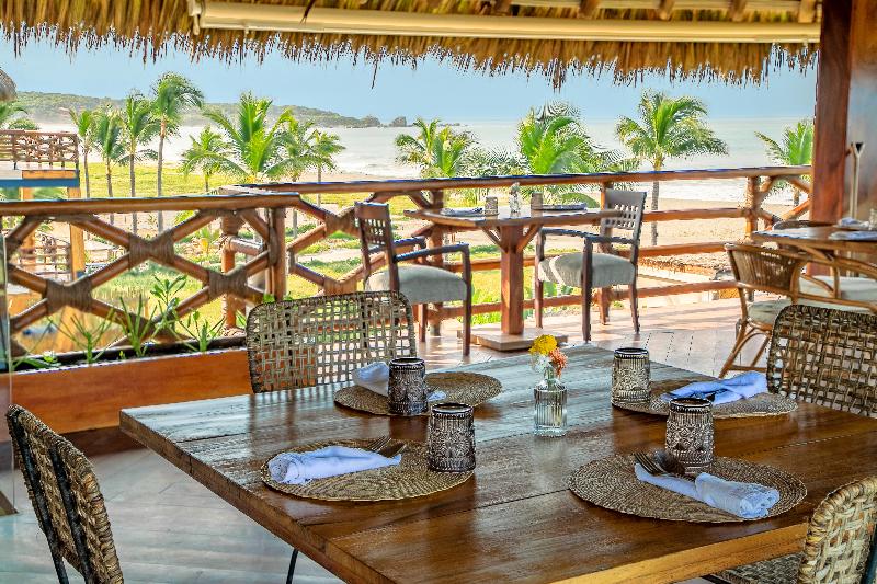 هتل Casa Joseph Zicatela   Adults Only