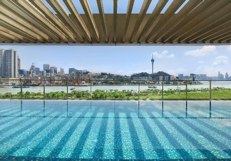 هتل Hilton Zhuhai