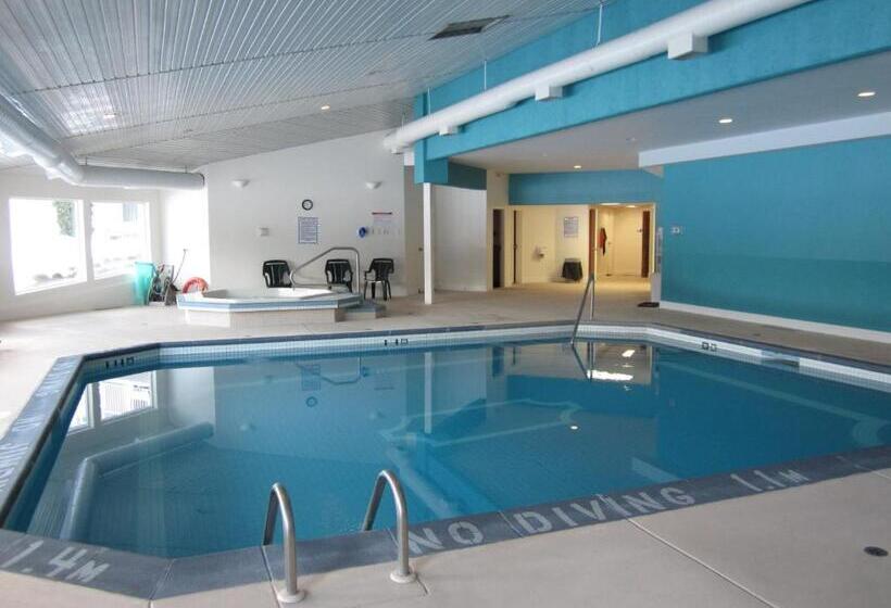 هتل Quality Inn & Suites