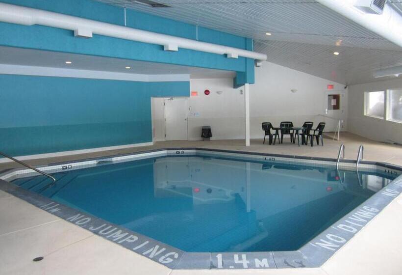 هتل Quality Inn & Suites