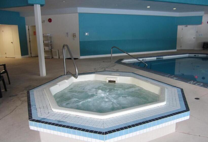 هتل Quality Inn & Suites