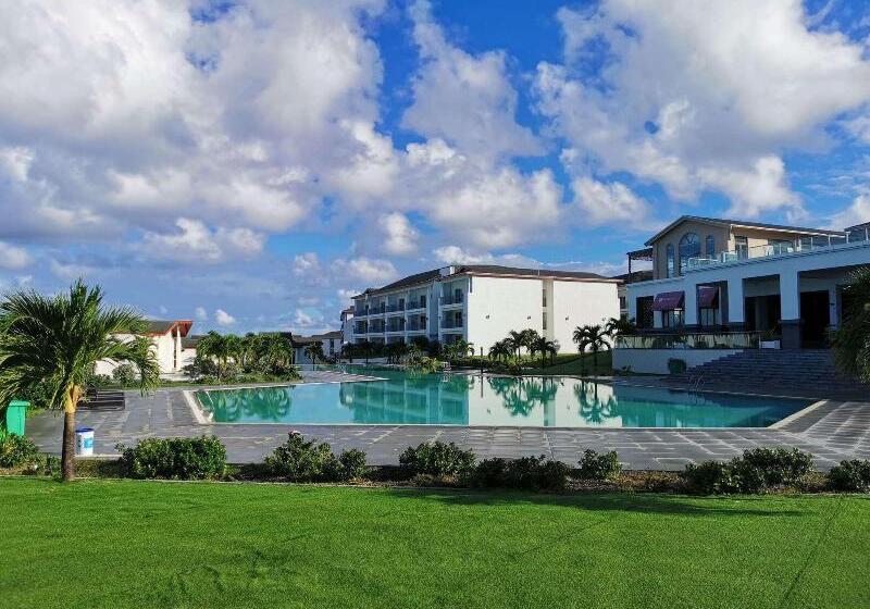 هتل Ramada By Wyndham St Kitts Resort