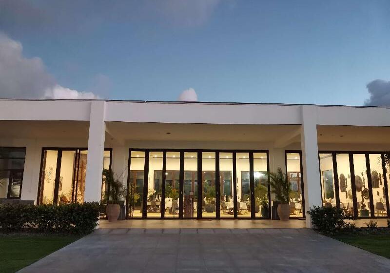 هتل Ramada By Wyndham St Kitts Resort