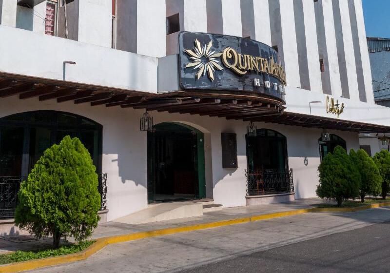 هتل Quinta Antigua